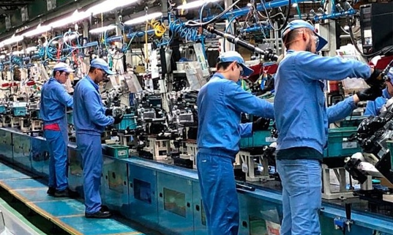 Indústria e Serviços lideram criação de empregos no Amazonas em janeiro de 2024