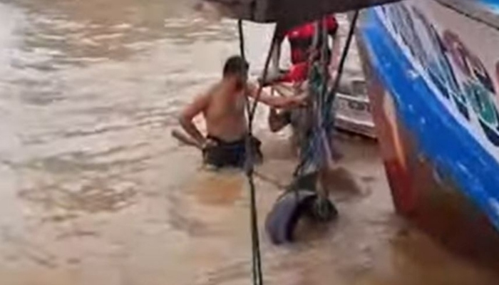 Tragédia: homem m0rre afog4do enquanto tentava recuperar hélice de lancha no Rio