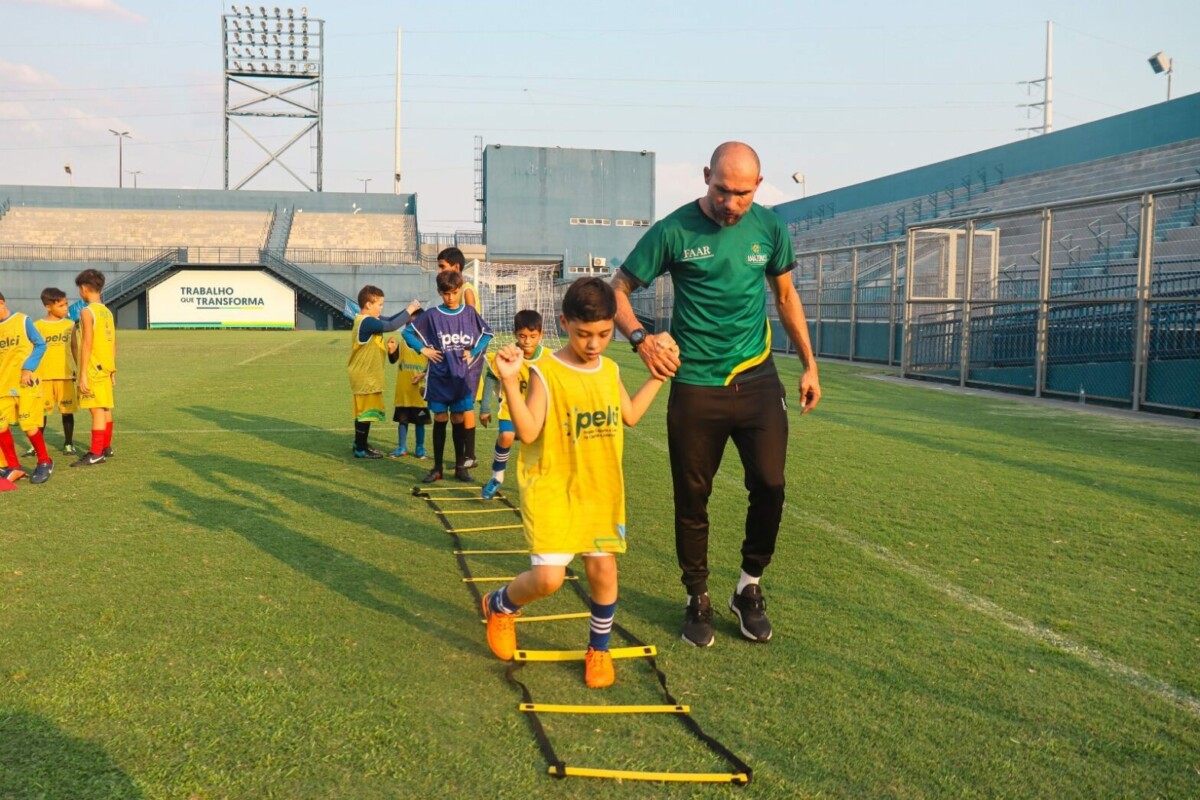 Programa Pelci oferta vagas para atividades esportivas em núcleos de Manaus
