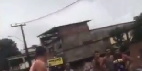 CENAS FORTES: ladrão é esp4ncado até a m0rte por população revoltada