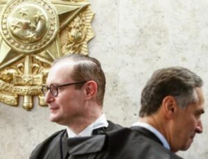 Polêmica no STF: Gilmar e Zanin defendem foro privilegiado após saída do cargo; Barroso pede vista