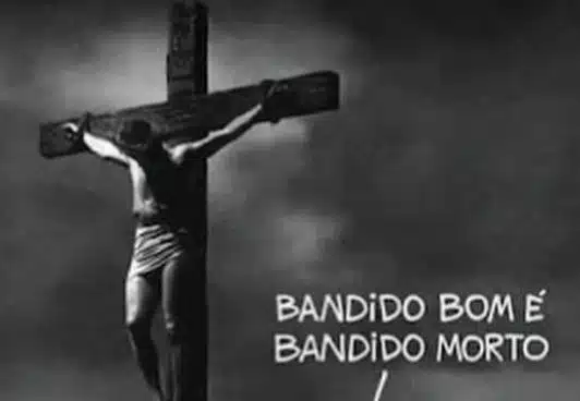 ‘Sacrílego’: MTST faz publicação debochando de Jesus crucificado e gera revolta nas redes sociais; veja