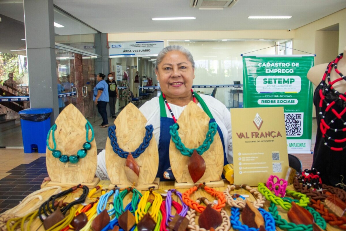 Artesãos expõem e comercializam produtos na 306ª reunião do Codam