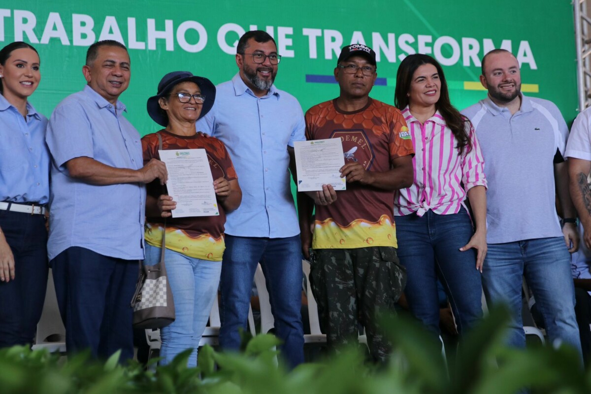 No aniversário de Rio Preto da Eva, Wilson Lima faz entregas que somam R$ 4,5 milhões para o município