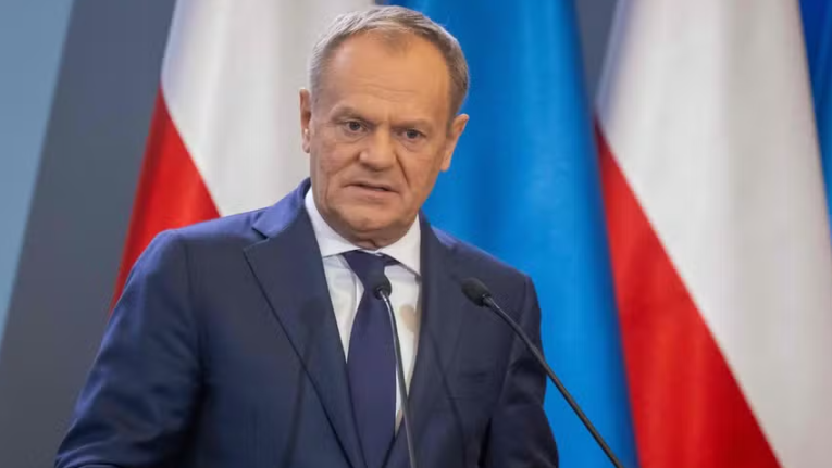 Europa deve se preparar para guerra iminente, diz premiê polonês
