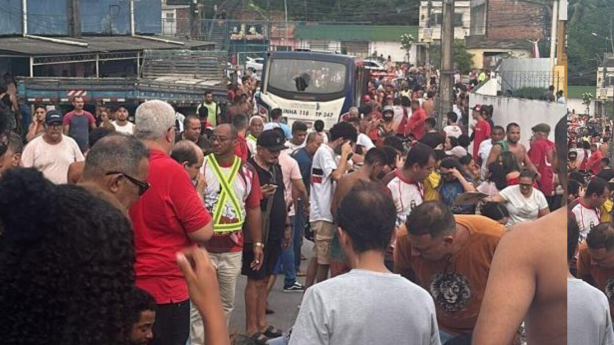Tragédia: ônibus atropel4 e m4ta quatro fiéis que participavam de procissão; veja vídeo