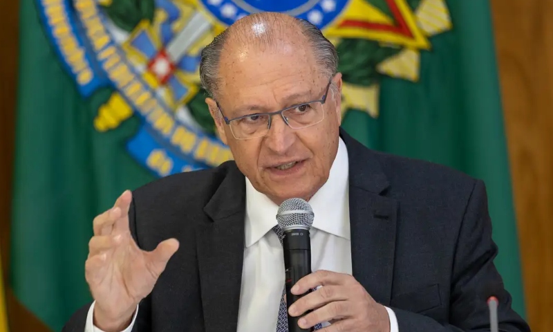Geraldo Alckmin é diagnosticado com covid-19