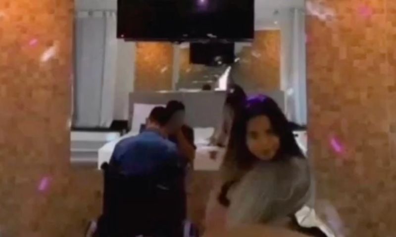 Cadeirante sofre acid3nte durante programa com ‘Dama de luxo’ em motel; veja vídeo