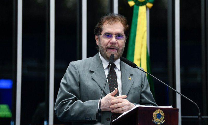 “Canal Direto com o Povo”: Senador Plínio Valério ganha destaque após fortalecer a Ouvidoria no Senado
