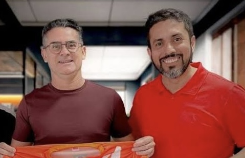Jack Serafim abre mão de candidatura em Carauari para apoiar reeleição de David Almeida em Manaus