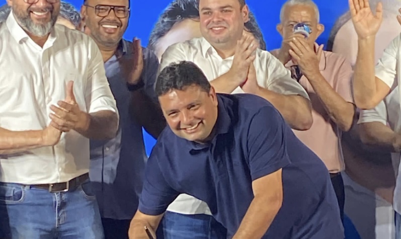 Caio André se filia ao União Brasil em grande evento político em Manaus