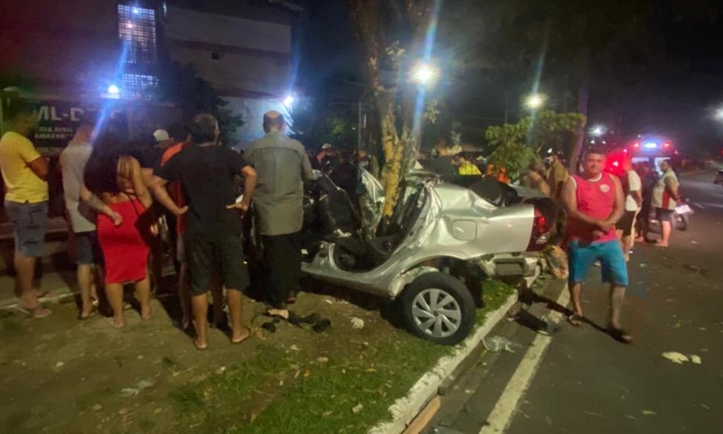TRAGÉDIA: gr4ve acid3nte de carro deixa duas jovens m0rtas e outras quatro pessoas feridas em Manaus; veja vídeo