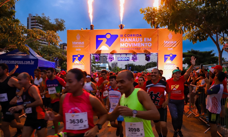 Corrida de rua da Prefeitura de Manaus movimenta Ponta Negra com público de mais de 6 mil pessoas