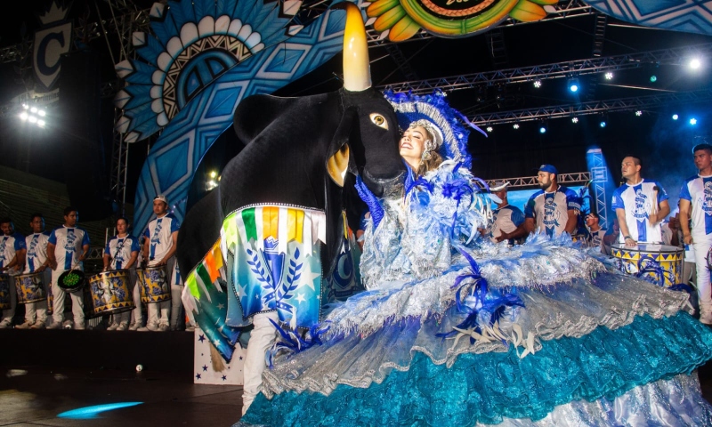 Em noite de emoção e tradição, Bar do Boi Caprichoso celebra o saber popular