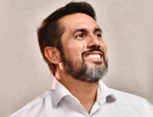 Jack Serafim é a escolha correta de David Almeida para a SEMCOM; conheça trajetória