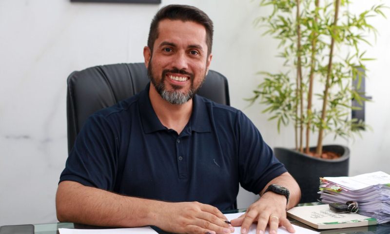 Jack Serafim é alvo de ataque político após assumir Semcom; veja vídeo