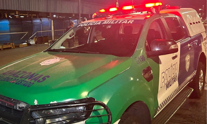 Todo ticado: morador de rua é esf4queado na Manaus Moderna