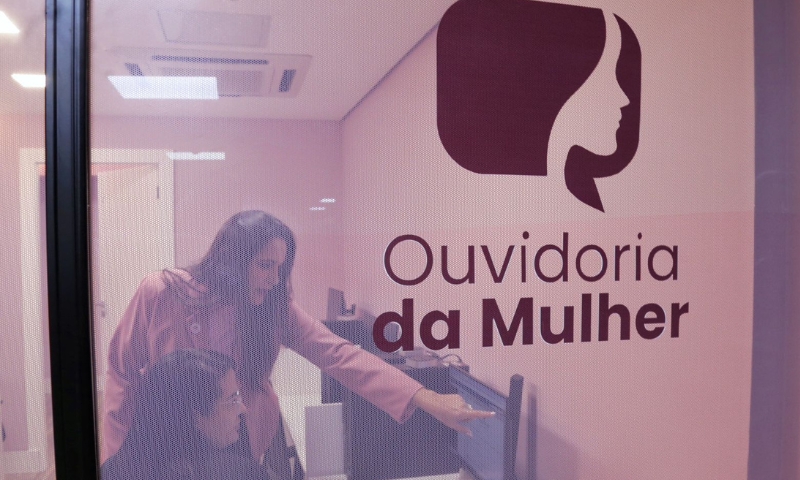 Ouvidoria da Mulher inicia atendimentos e já recebe denúncias na sede do TCE-AM
