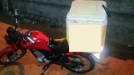 Ladrão ifood: motoboy é assaltado e crim1noso esfomeado leva até o lanche; saiba mais