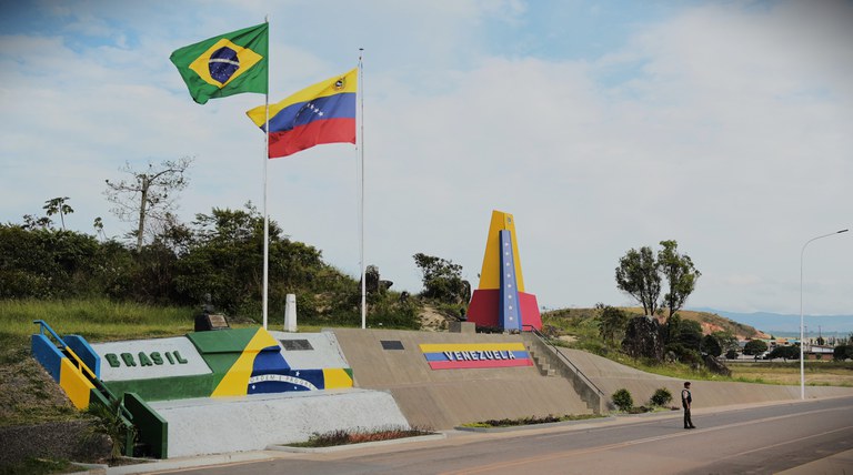 Ministério autoriza novas empresas a importarem energia da Venezuela
