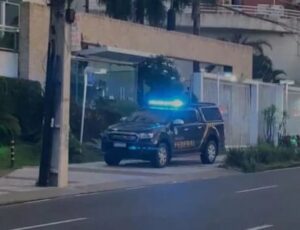 Urgente: PF faz buscas no condomínio de luxo Residencial Topázio, no Parque 10; veja vídeo