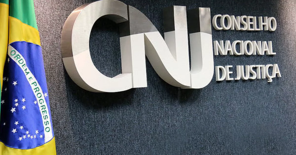 CNJ mantém afastamento de dupla de desembargadores do TRF-4 e absolve Hardt