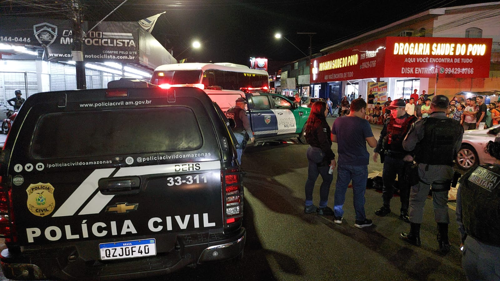 Urgente: pistoleiros mat4m jovem no meio da rua no Cidade de Deus; imagens f0rtes