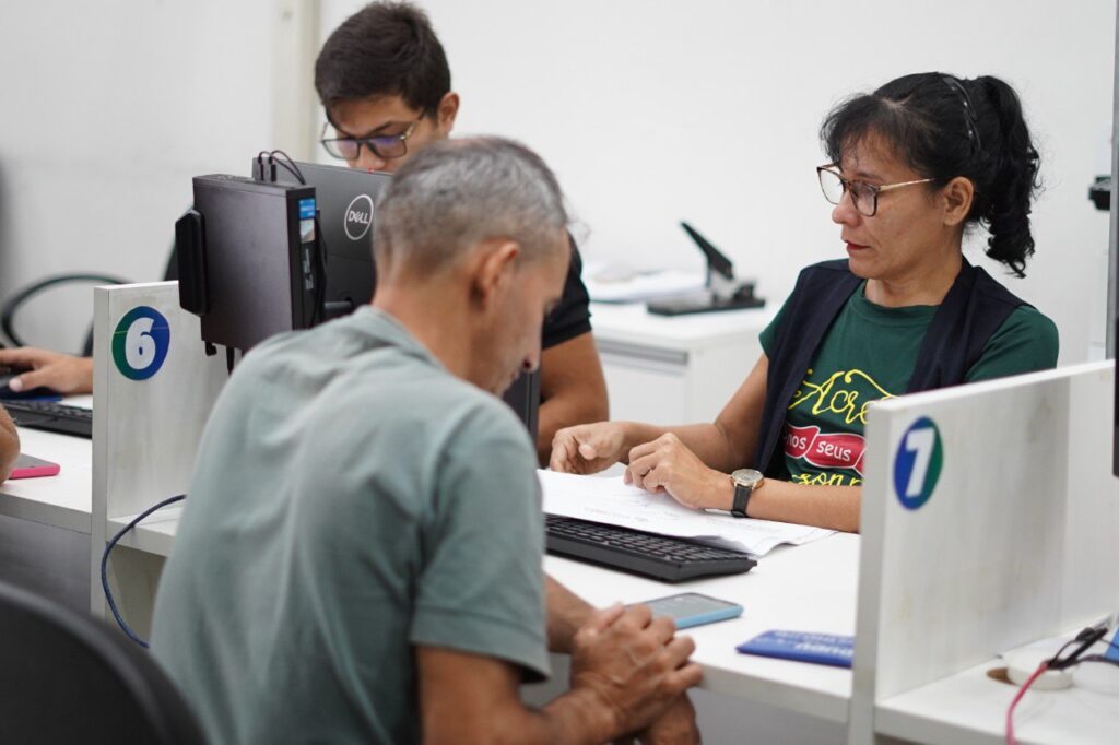 Sine Amazonas divulga 230 vagas de emprego para esta quinta-feira
