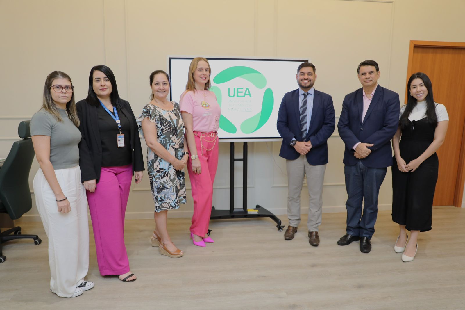 UEA anuncia criação do núcleo de proteção à mulher, em parceria com TCE-AM