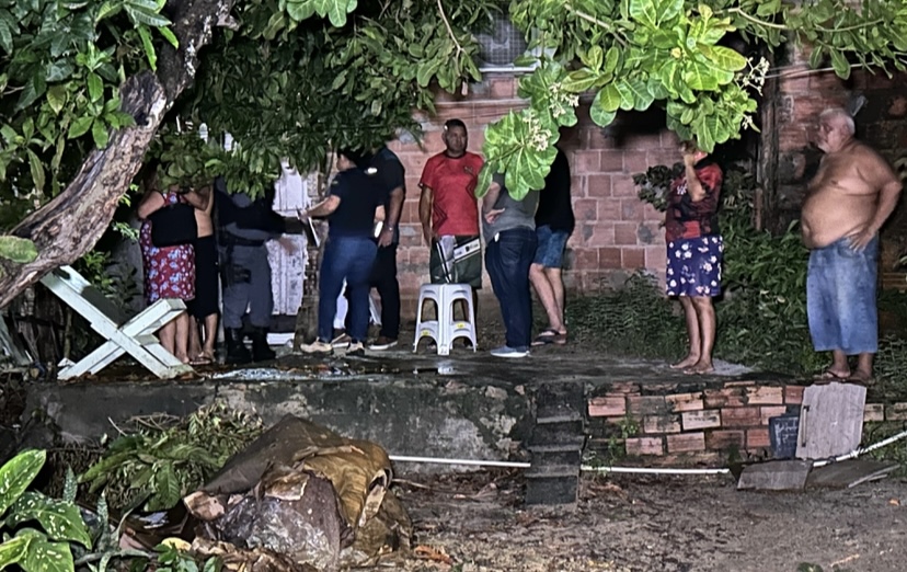 Urgente: mulher é assassin4d4 a deg0lad4 pelo próprio cunhado no Armando Mendes; veja vídeo