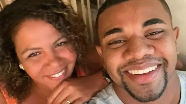 Davi se declara para Mani após polêmica de separação: ‘disposto a ter você perto de mim’