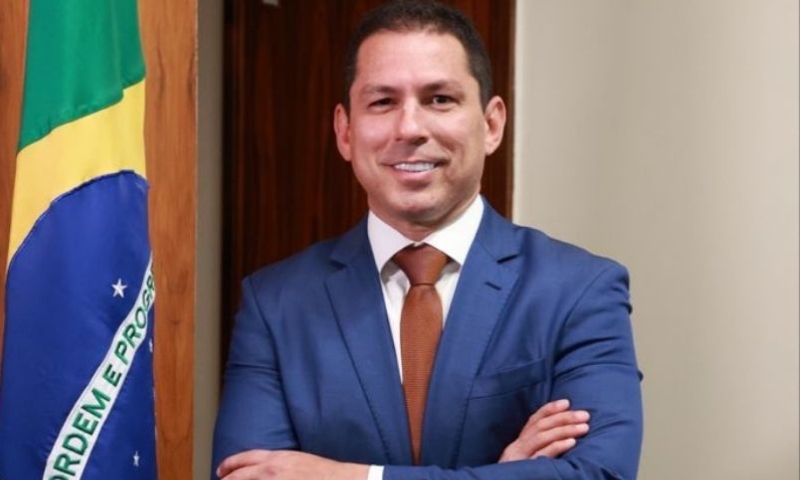 Marcelo Ramos dispara nas pesquisas e mostra força na briga pela prefeitura de Manaus