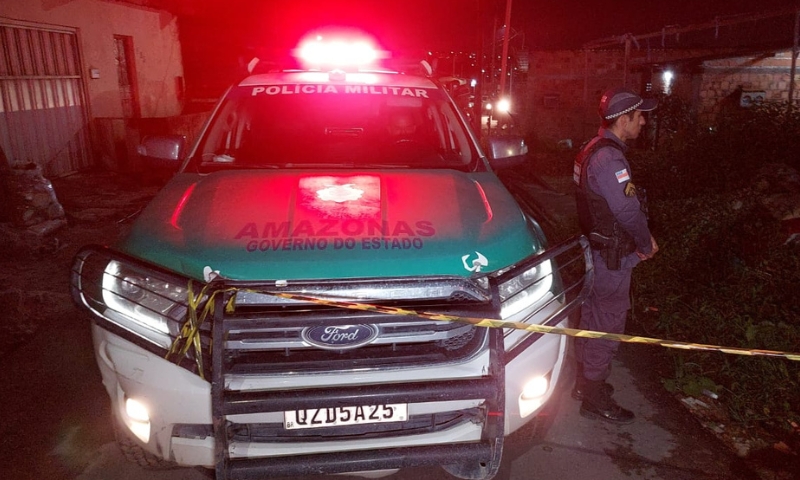Agora: homem é mort0 com vários tir0s e jogado em área de mata em Manaus; imagens fortes