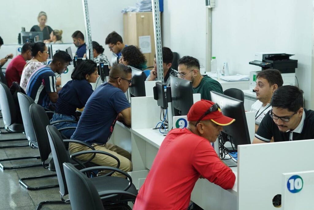 Sine Amazonas divulga 322 vagas de emprego para esta quarta-feira