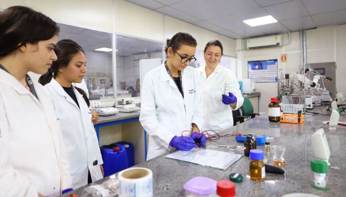 Programa ‘Mulher Faz Ciência’ do Governo do Amazonas recebe inscrições até 3 de maio