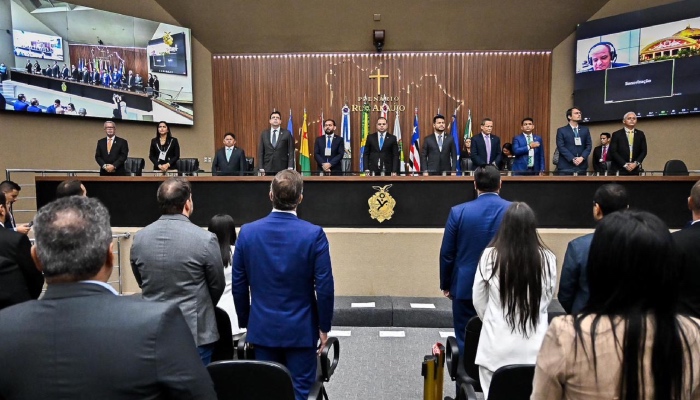 Presidente Roberto Cidade defende recuperação da BR-319 na 2ª Reunião Ampliada do Parlamento Amazônico