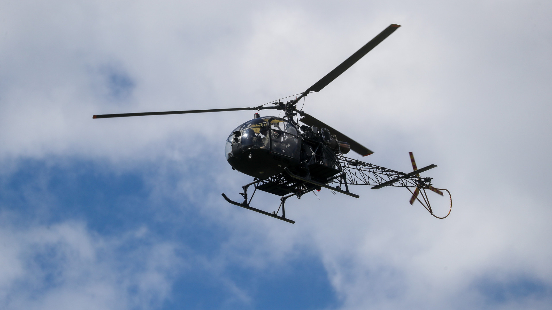 Queda de helicóptero militar no Equador causa m0rte dos oito tripulantes