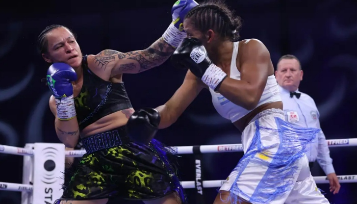 Bia Ferreira derrota argentina e conquista cinturão mundial no boxe profissional