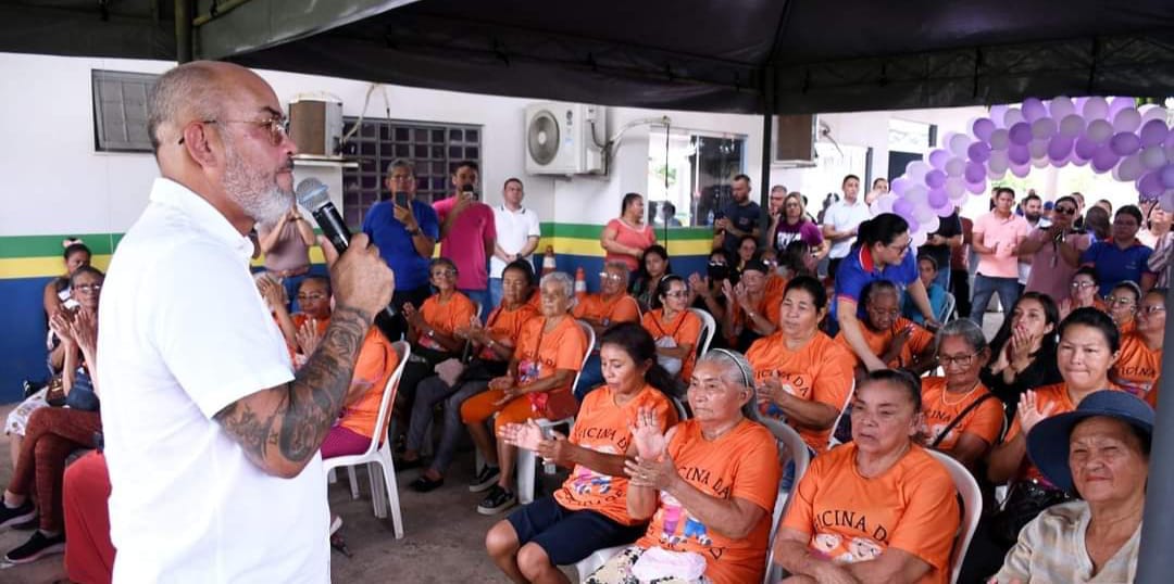Deputado Cabo Maciel acompanha entrega de viatura da PC para combate à violência contra a mulher em Itacoatiara