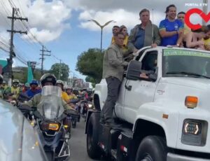 Veja trajeto completo da carreata de Bolsonaro e Alberto Neto em Manaus; veja vídeo