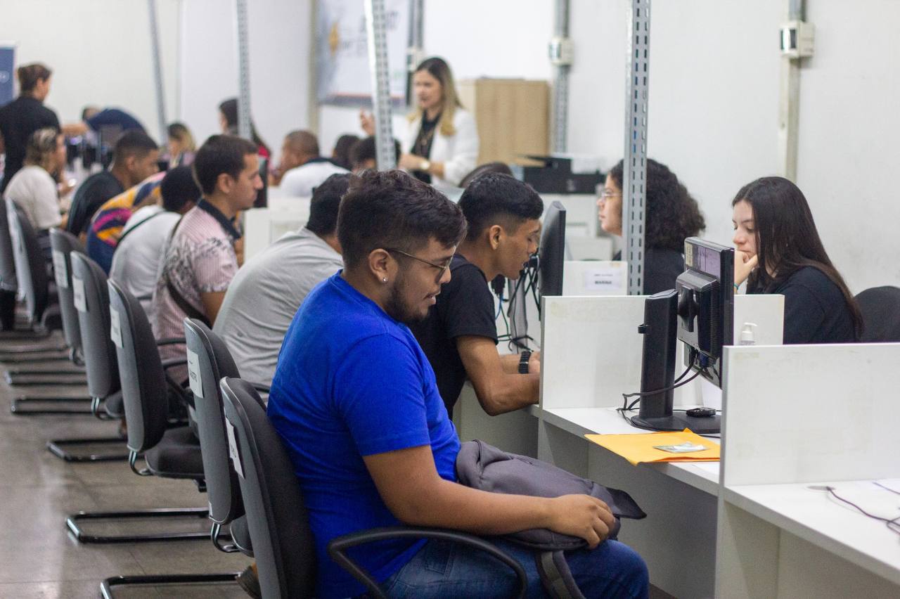 Sine Amazonas divulga 240 vagas de emprego para esta segunda-feira