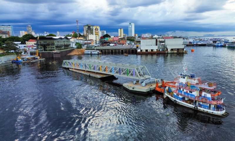 Chega a 1ª ponte que liga o Mirante Lúcia Almeida ao Píer Turístico de Manaus