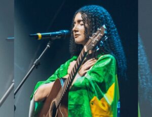 Cantora do Marajó Aymeê escreve sobre Madonna e desastre no Rio Grande do Sul