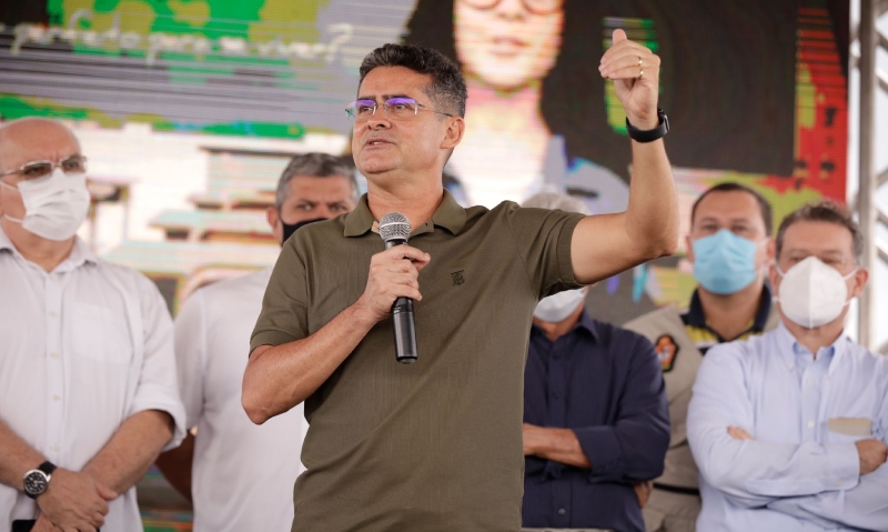 David Almeida tem 76% de aprovação e segue líder das intenções de votos em Manaus, mostra Pesquisa Quaest