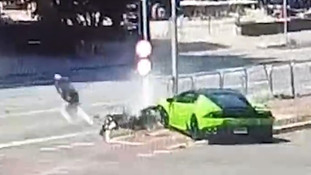 Empresário destrói Lamborghini durante perseguição a ladrão que roubou relógio de luxo; veja vídeo
