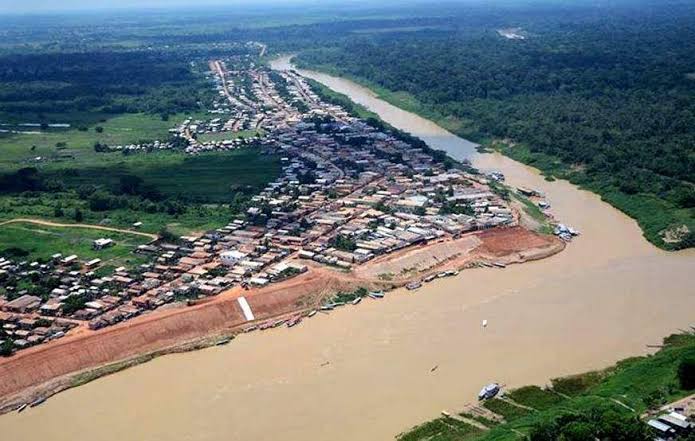 Denúncia: Empresa Compasso Construções é acusada de extração ilegal de minério em Boca do Acre
