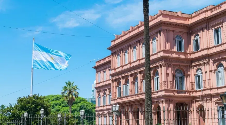 Atividade econômica da Argentina cai 8,4% em março, 5º mês seguido de baixa