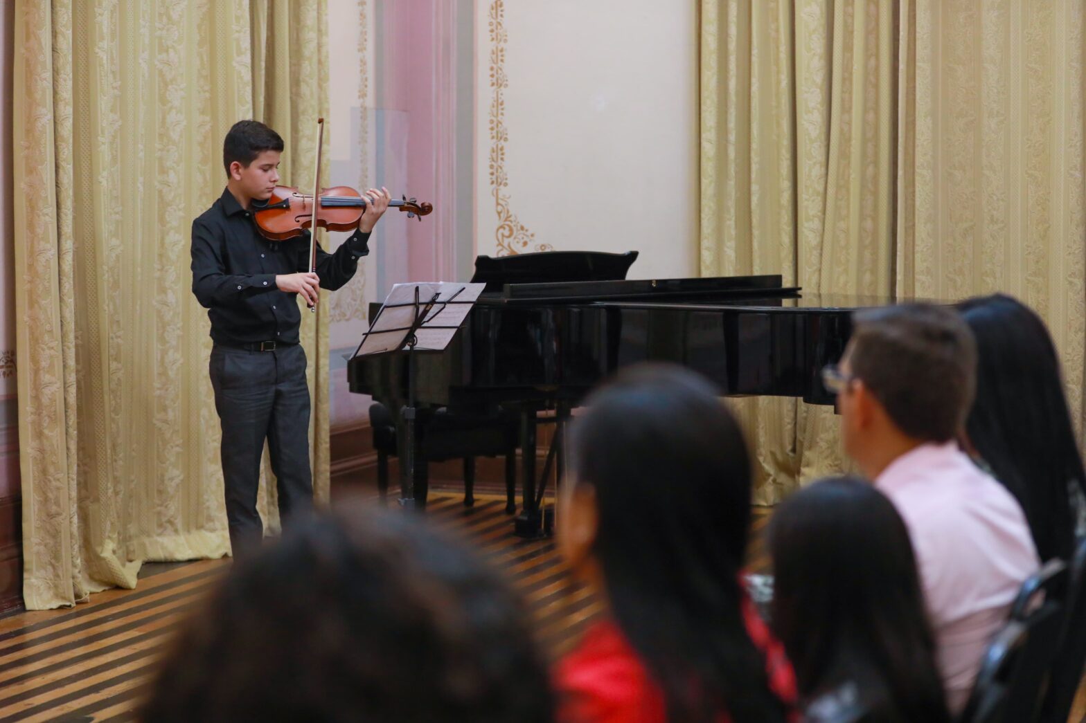 Alunos do Núcleo de Música do Liceu Cláudio Santoro realizam recital especial no Palácio da Justiça