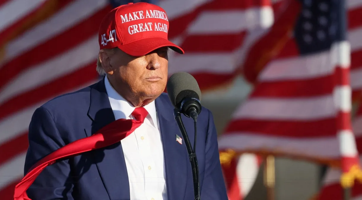 Trump faz comício no Bronx na tentativa de conquistar eleitores hispânicos e negros
