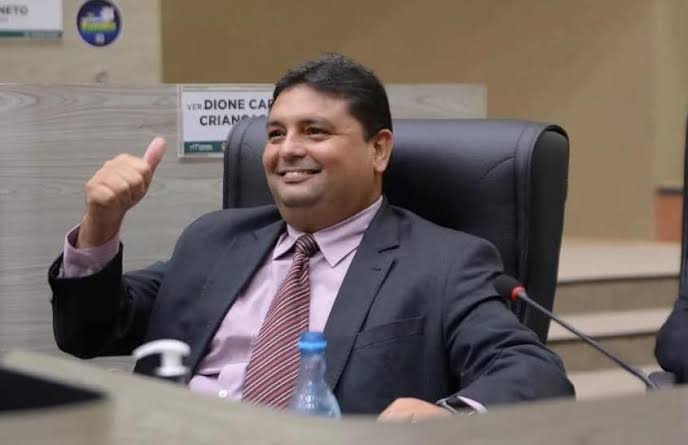 Escândalo na CMM: Caio André ignora promessa de economia e prorroga contrato superfaturado de ‘Wi-Fi’